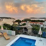Fio's Pensjonat Hvar Town